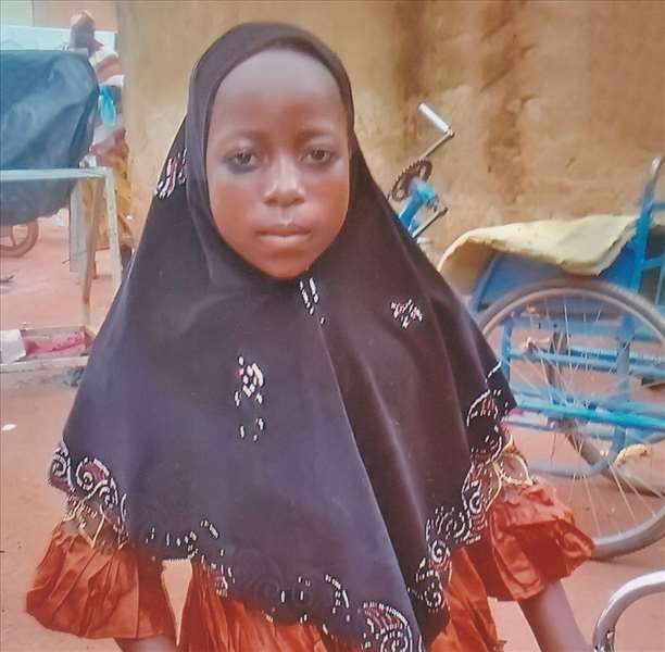 أوبيدة أدم هارون سيمبوري