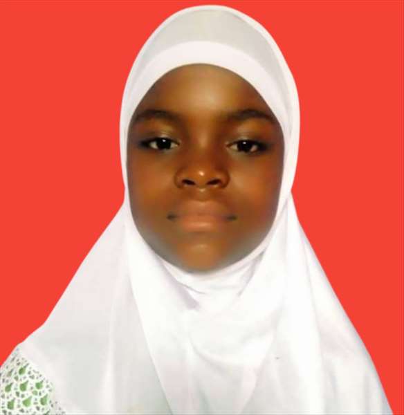 نادية هود عمر عمر